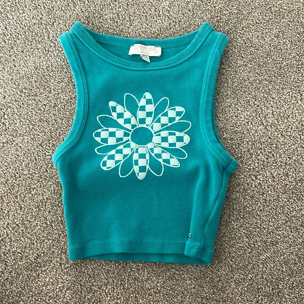 drak turquoise tank top